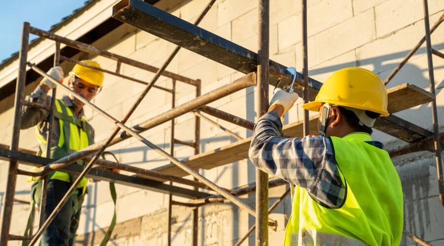 Professional metal roof installation in La Quinta, CA